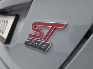 Ford Fiesta ST200 1.6 Petrol - Image 4