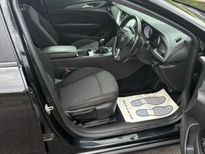Opel Insignia 2018 - Image 2