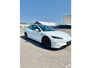 Tesla Model 3 Performance - Image 4