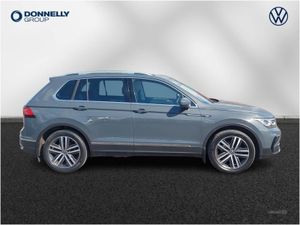 Volkswagen Tiguan 2.0 TDI 4motion Elegance 5dr DSG - Image 4