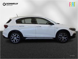 Fiat Tipo Cross 1.0 5dr - Image 3