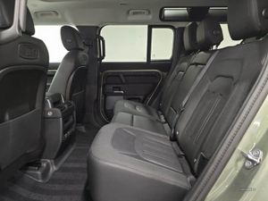 Land Rover Defender 2.0 D200 S 110 5dr Auto - Image 4