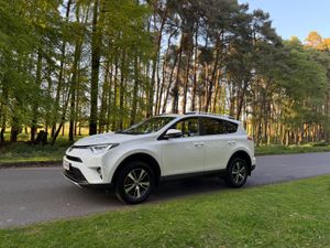 Toyota RAV4 2016 Diesel Luna - Image 3