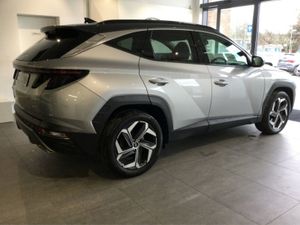 Hyundai Tucson Executive Plus Hybrid - Image 2