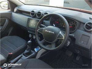 Dacia Duster 1.3 TCe 150 Journey 5dr EDC - Image 4