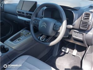 Citroen C5 Aircross 1.2 Hybrid 136 E-series 5dr E - Image 4