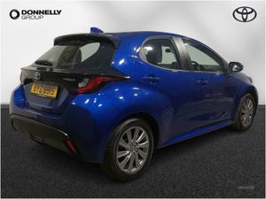 Toyota Yaris 1.5 Hybrid Icon 5dr CVT - Image 2
