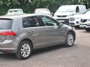 Volkswagen Golf 2015 1.6 TDI Comfortline - Image 4