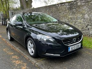 VOLVO V40 2.0D D2 - Image 2