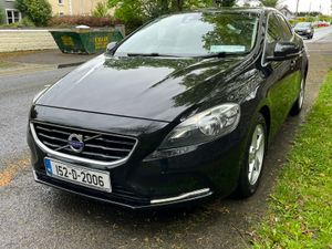VOLVO V40 2.0D D2 - Image 4