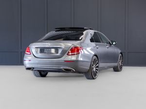 2018 Mercedes-Benz E-Class E350e Premium Plus - Image 3
