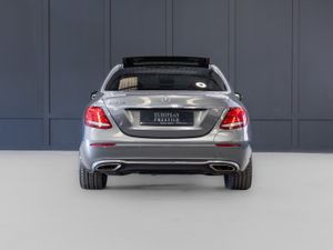 2018 Mercedes-Benz E-Class E350e Premium Plus - Image 4