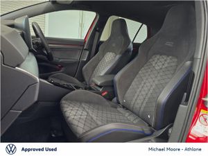 Volkswagen Golf Golf R-line 2.0 TDI 150HP Auto - Image 4