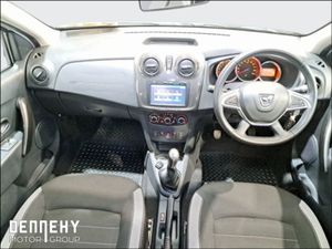 Dacia Logan Stepway Signature  45 P/wk - Image 3