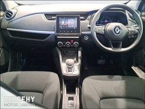 Renault Zoe Play  50kwh Battery   50 P/week may M - Image 3
