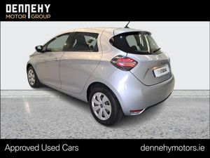 Renault Zoe Play  50kwh Battery   50 P/week may M - Image 4