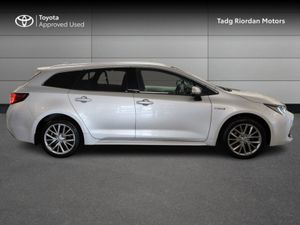 Toyota Corolla Hybrid SOL T/S - Image 3
