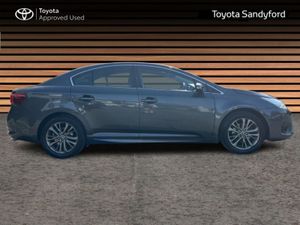 Toyota Avensis 1.6 D4D Business Edition // Rear C - Image 3