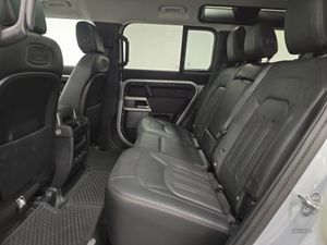 Land Rover Defender 3.0 D250 XS Edition 110 5dr A - Image 4