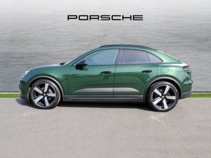 Porsche Macan 4 Electric - Image 4