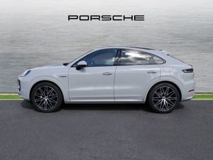 Porsche Cayenne E-hybrid Coupe - Image 3