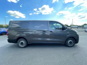 Toyota Proace 1.6 Diesel LWB - Image 2