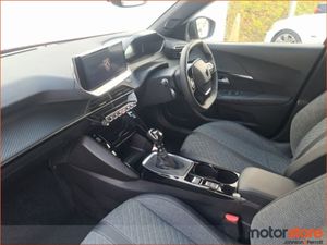 Peugeot 2008 Save  3000- 1.2 Puretech 100bhp Allu - Image 4