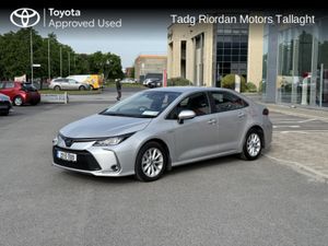 Toyota Corolla HYB LUNA SALOON - Image 3