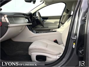 Jaguar XF 2.0d I4 180 PS RWD Auto Prestige - Image 3