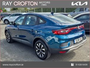 Renault Arkana Iconic E-tech Hybrid 145 Auto - Image 3