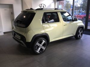 Hyundai INSTER EV Elegance 49kwh - Image 3