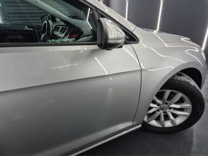 Volkswagen Golf Trendline 1.6 TDI Manual 5speed 1 - Image 2