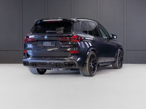 2025 BMW X5 X-Drive 50e M-Sport - Image 3