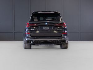 2025 BMW X5 X-Drive 50e M-Sport - Image 4