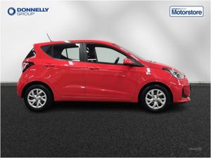 Hyundai i10 1.0 SE 5dr - Image 3