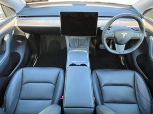 Tesla Model Y Long-range Dual Motor AWD - Image 2