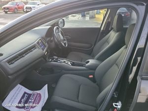 Honda Vezel Hybrid X Honda Sensing Immaculate Con - Image 4