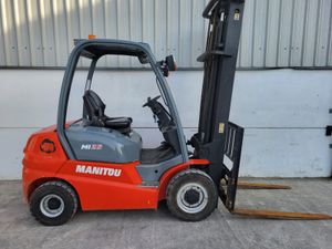 Manitou Forklift - Image 2