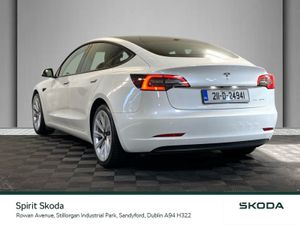 Tesla Model 3 Long Range AWD - Image 3