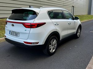 Kia Sportage 2016 EX SUNROOF… SPOTLESS CONDITION - Image 3