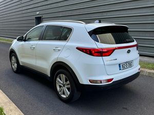 Kia Sportage 2016 EX SUNROOF… SPOTLESS CONDITION - Image 2
