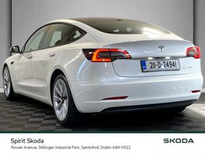 Tesla Model 3 Long Range AWD - Image 3