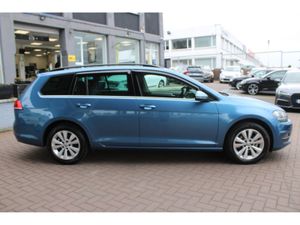 Volkswagen Golf 1.2 TSI COMFORTLINE 5DR ESTATE AUT - Image 3