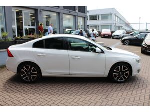 Volvo S60 2.0D4 SE LUXURY 4DR SALOON AUTOMATIC // - Image 3