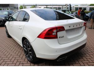 Volvo S60 2.0D4 SE LUXURY 4DR SALOON AUTOMATIC // - Image 4