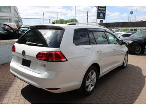 Volkswagen Golf 1.2TSI COMFORTLINE PLUS 5DR ESTATE - Image 4