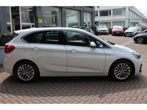 BMW 2-Series 218D SE LUXURY 5DR ESTATE AUTOMATIC / - Image 3