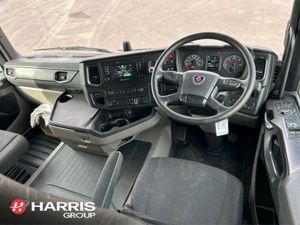 Scania R Series R450 6x2 Tractor Unit - Image 2