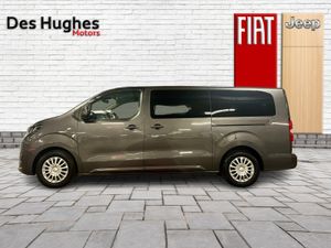 Toyota Proace 2022 Verso Shuttle 9 seater - Image 4