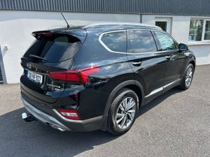 201 Hyundai Santa Fe Executive Plus 4WD Auto - Image 4